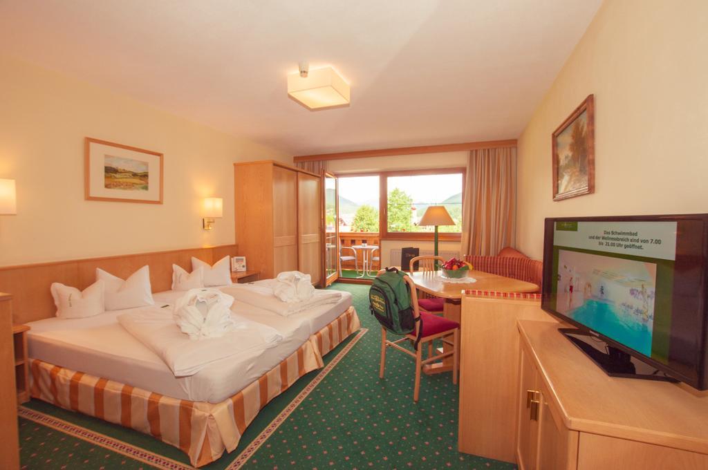 Double or Twin Room,1121649108:JPEG